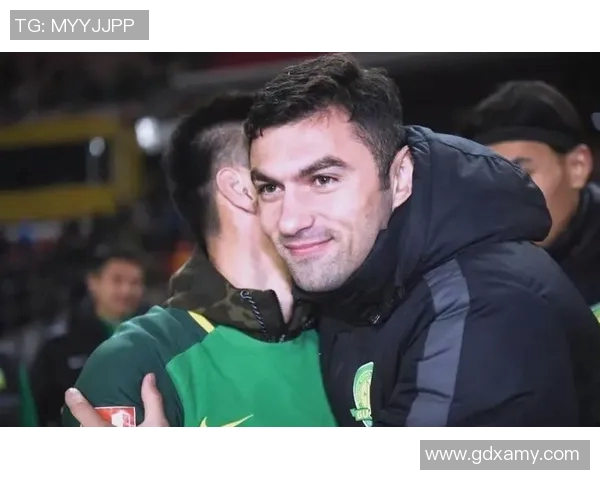 土耳其足球传奇球星的辉煌历程与影响力探讨